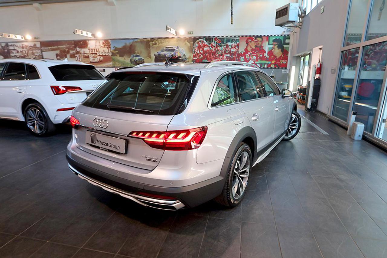 AUDI A4 allroad 40 TDI S-Tronic Identity Contrast - 10