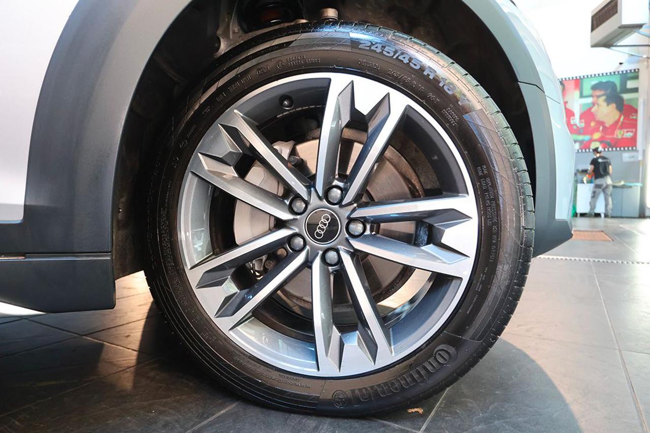 AUDI A4 allroad 40 TDI S-Tronic Identity Contrast - 6