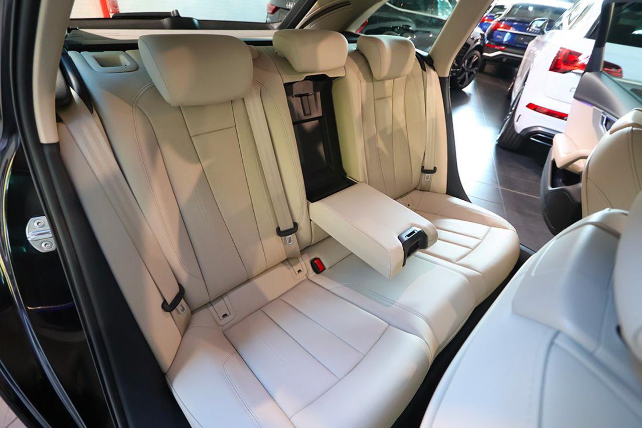 AUDI A4 allroad 40 TDI S-Tronic Identity Contrast - 20