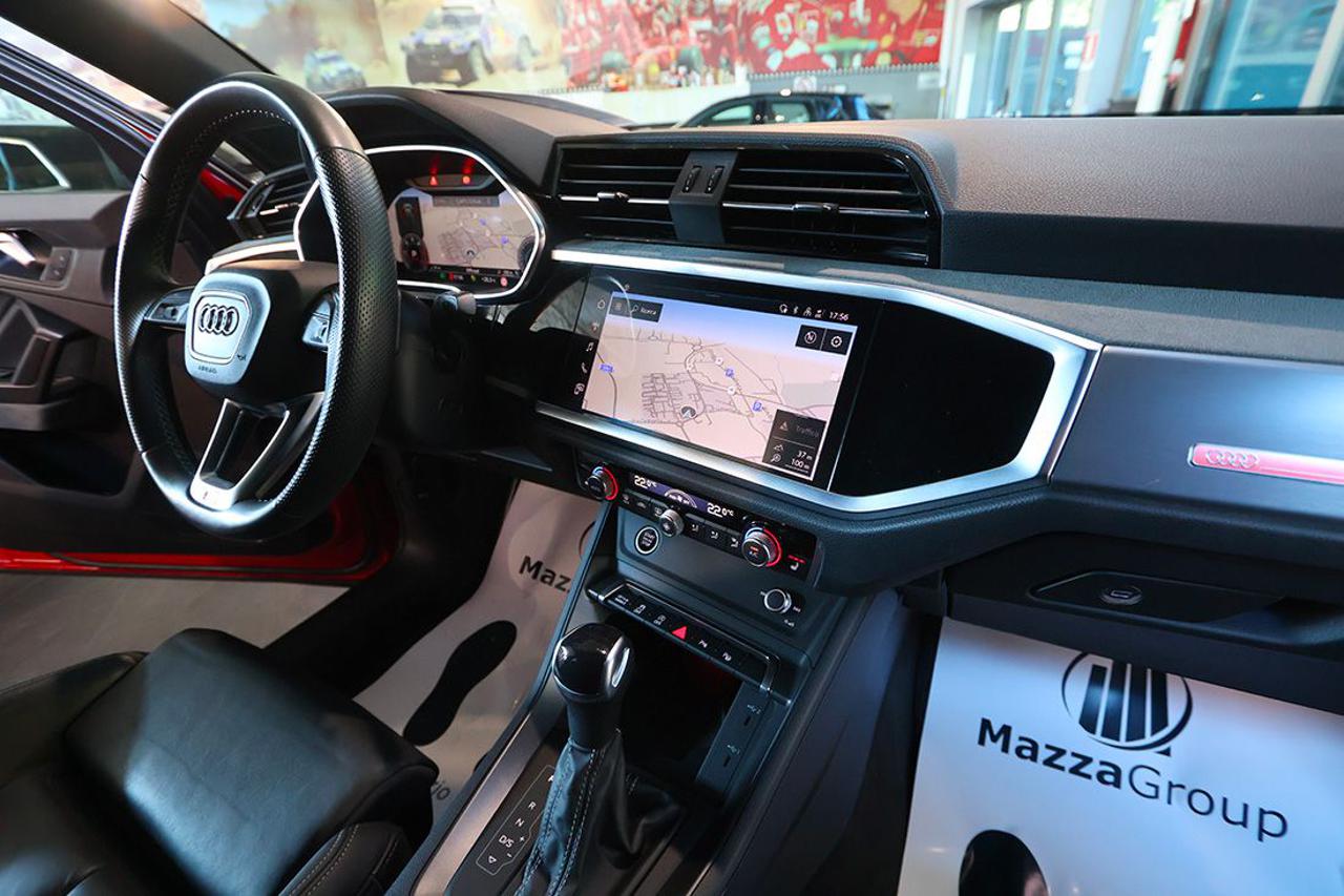 AUDI Q3 35 TDI Sportback S-Tronic Identity Black S-Line - 42