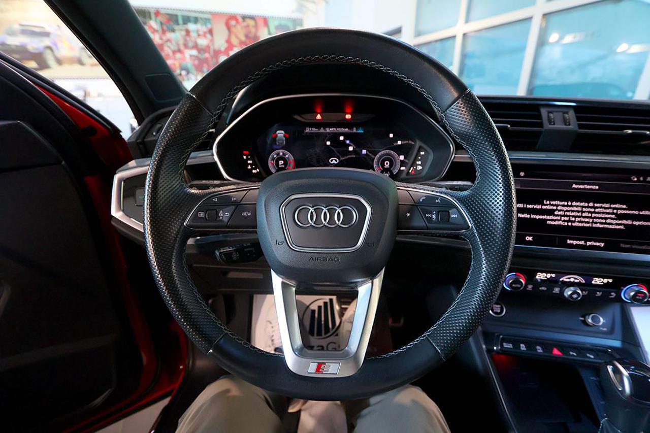 AUDI Q3 35 TDI Sportback S-Tronic Identity Black S-Line - 21