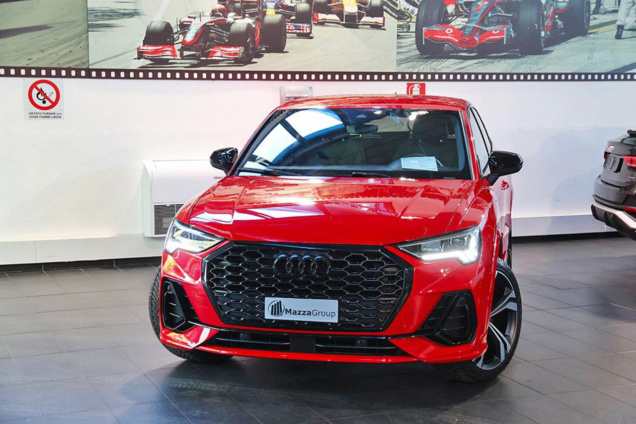 AUDI Q3 35 TDI Sportback S-Tronic Identity Black S-Line - 5