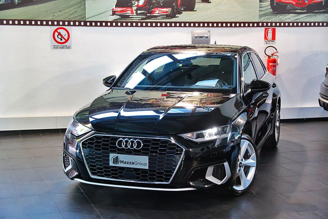 AUDI A3 30 TDI Sportback S-Tronic Business Advanced - 5