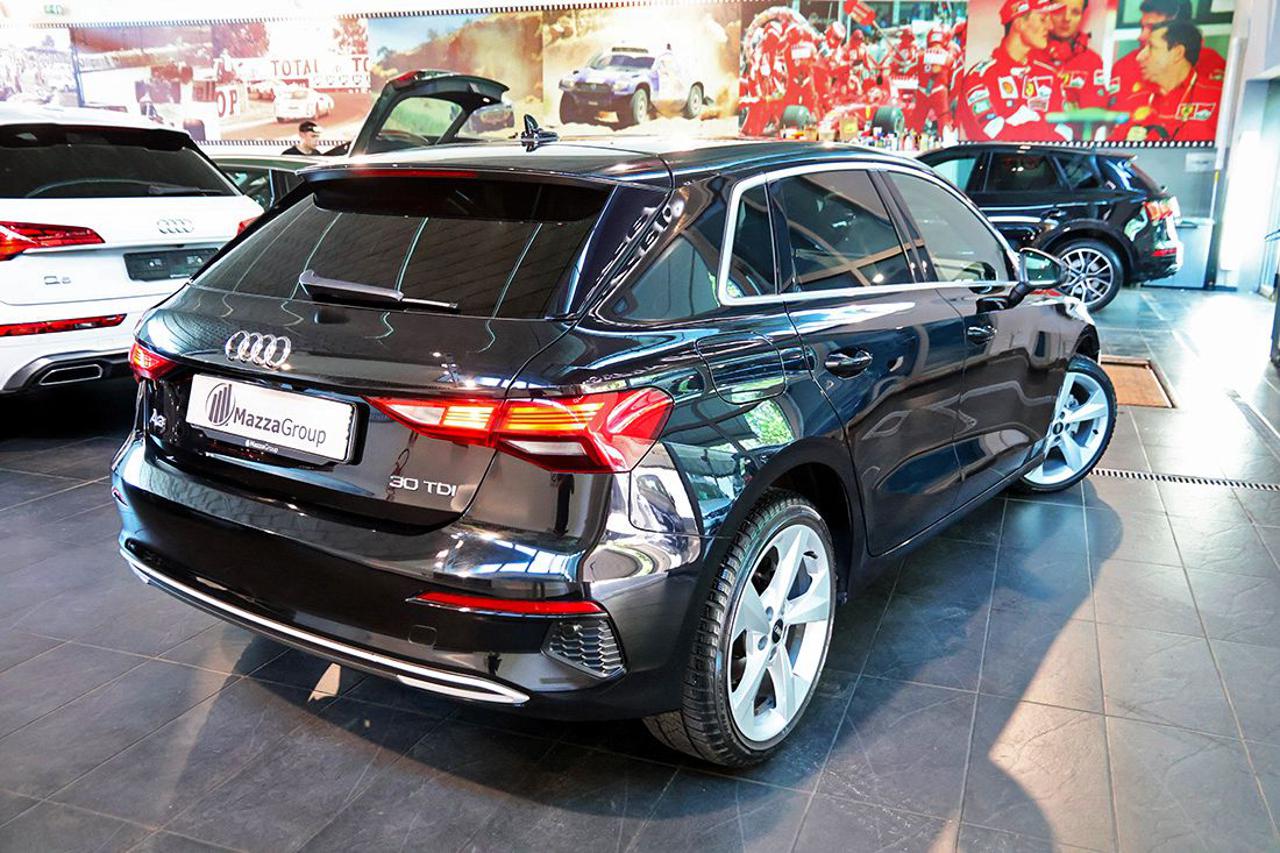 AUDI A3 30 TDI Sportback S-Tronic Business Advanced - 9