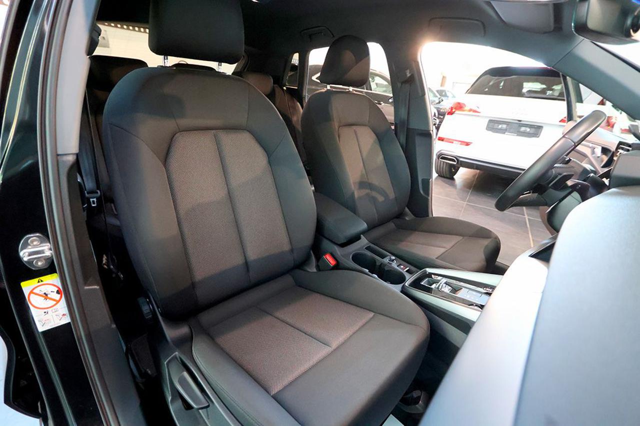 AUDI A3 30 TDI Sportback S-Tronic Business Advanced - 16