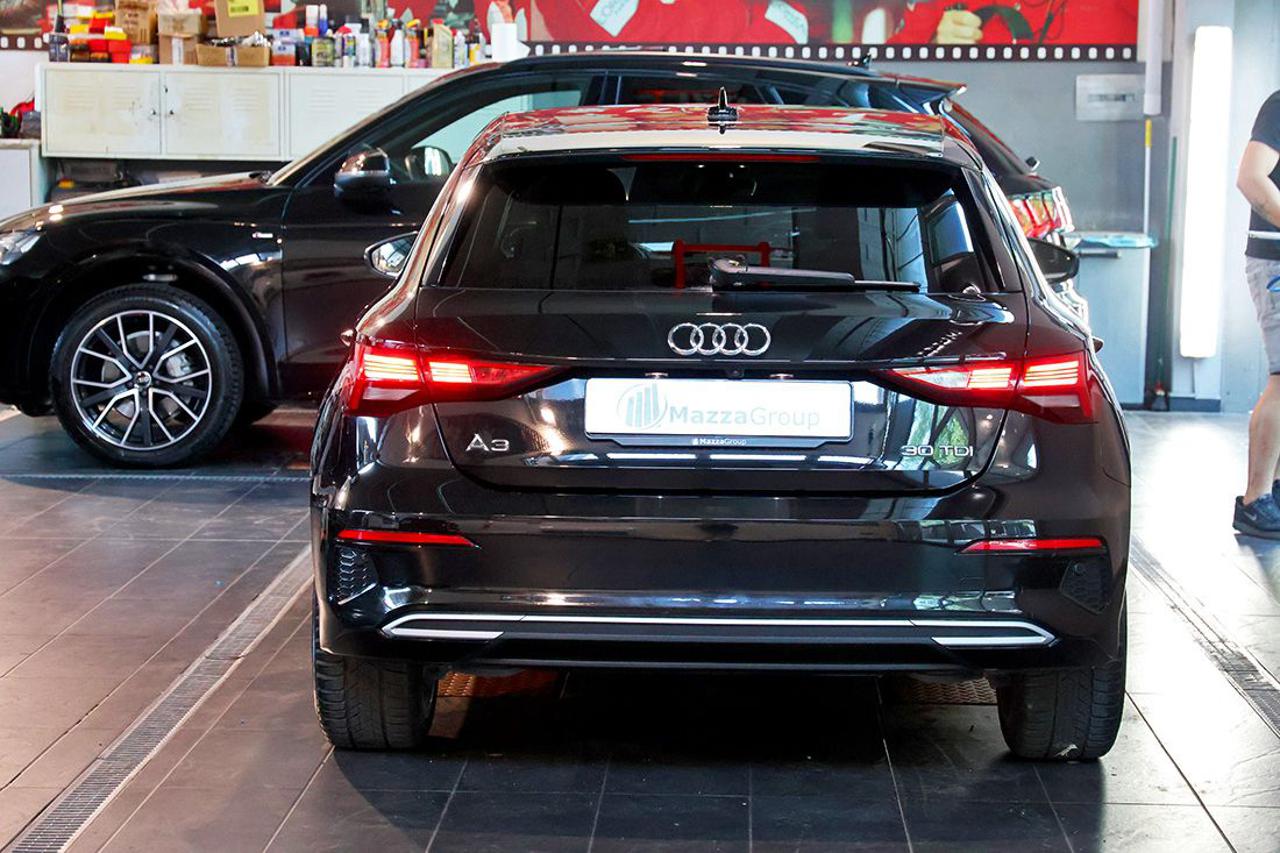 AUDI A3 30 TDI Sportback S-Tronic Business Advanced - 4