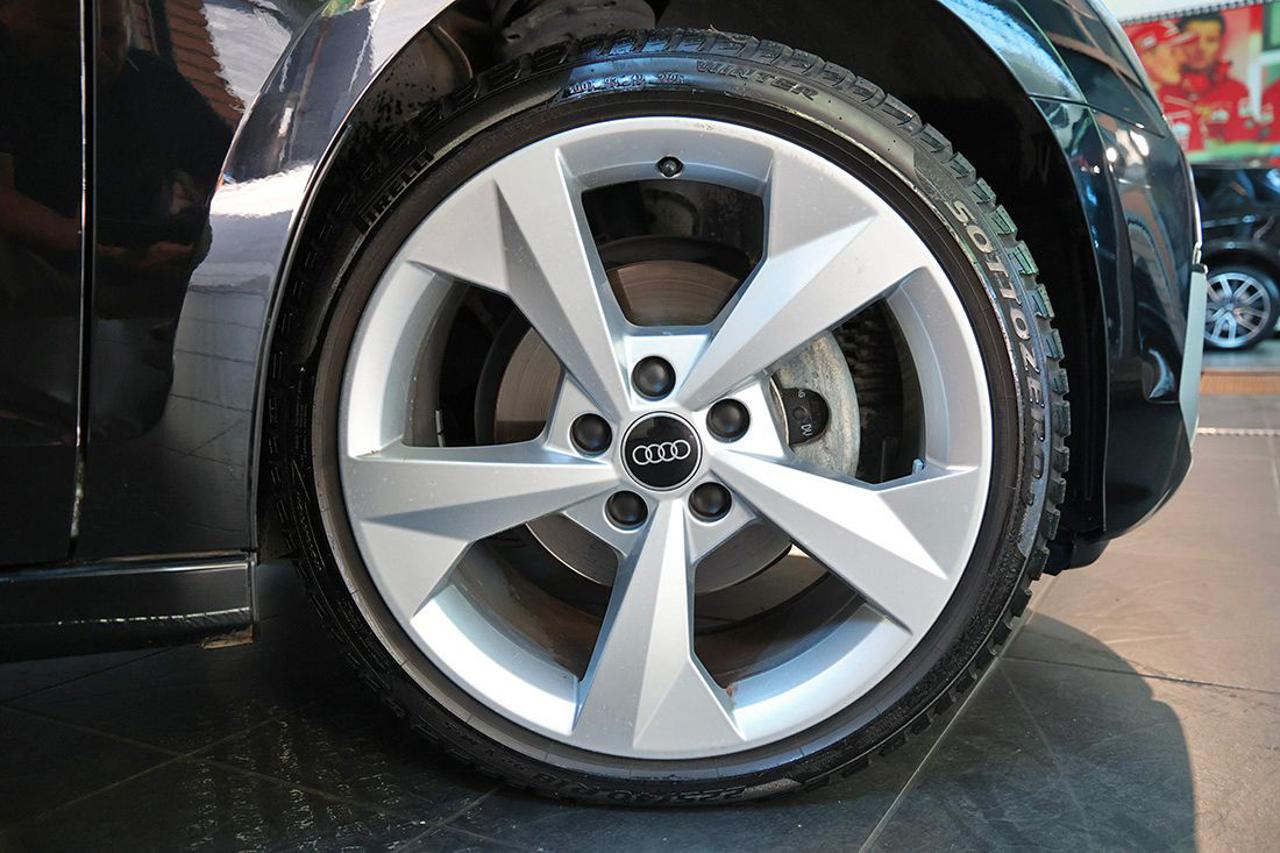 AUDI A3 30 TDI Sportback S-Tronic Business Advanced - 6