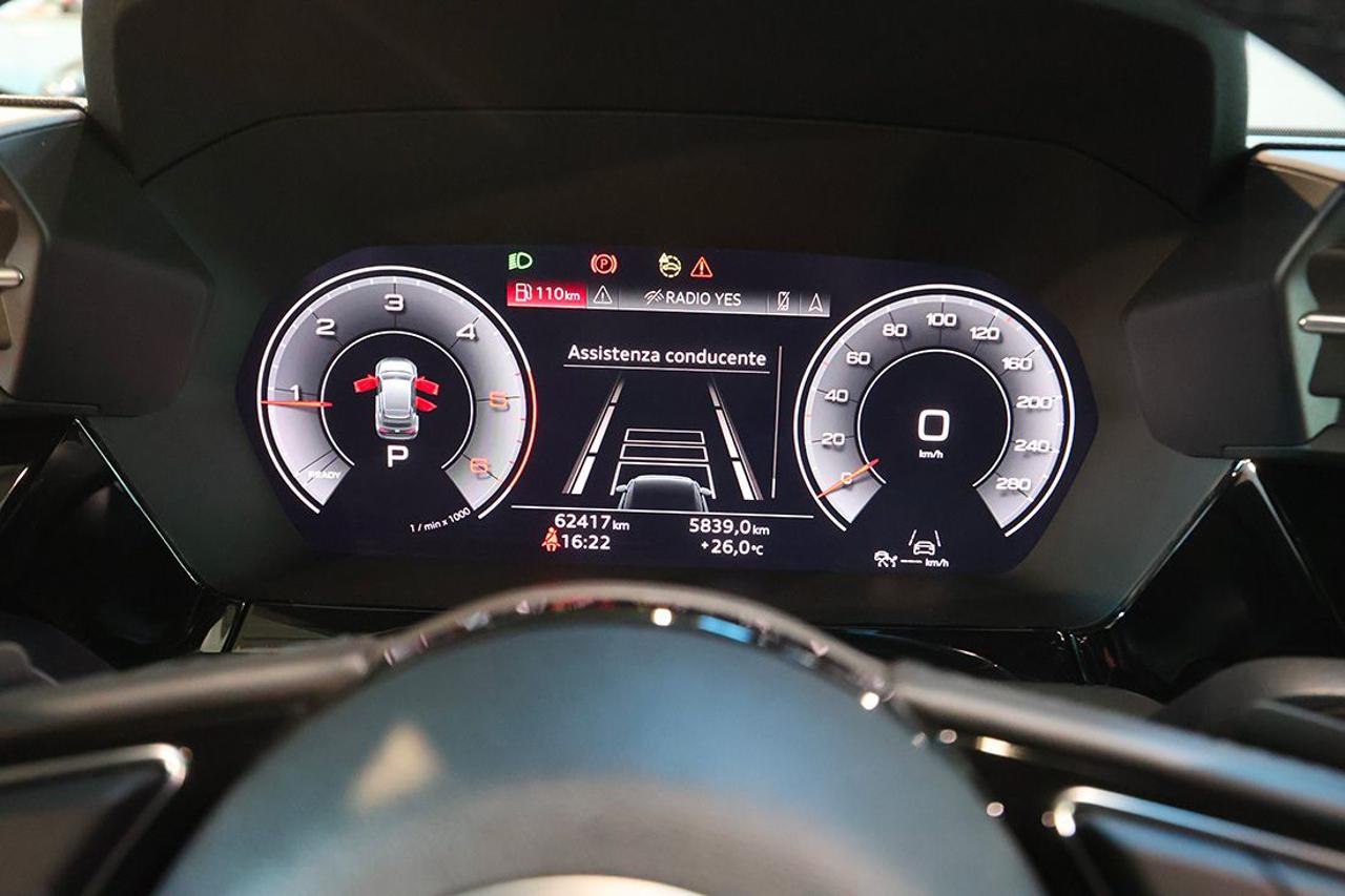 AUDI A3 30 TDI Sportback S-Tronic Business Advanced - 29