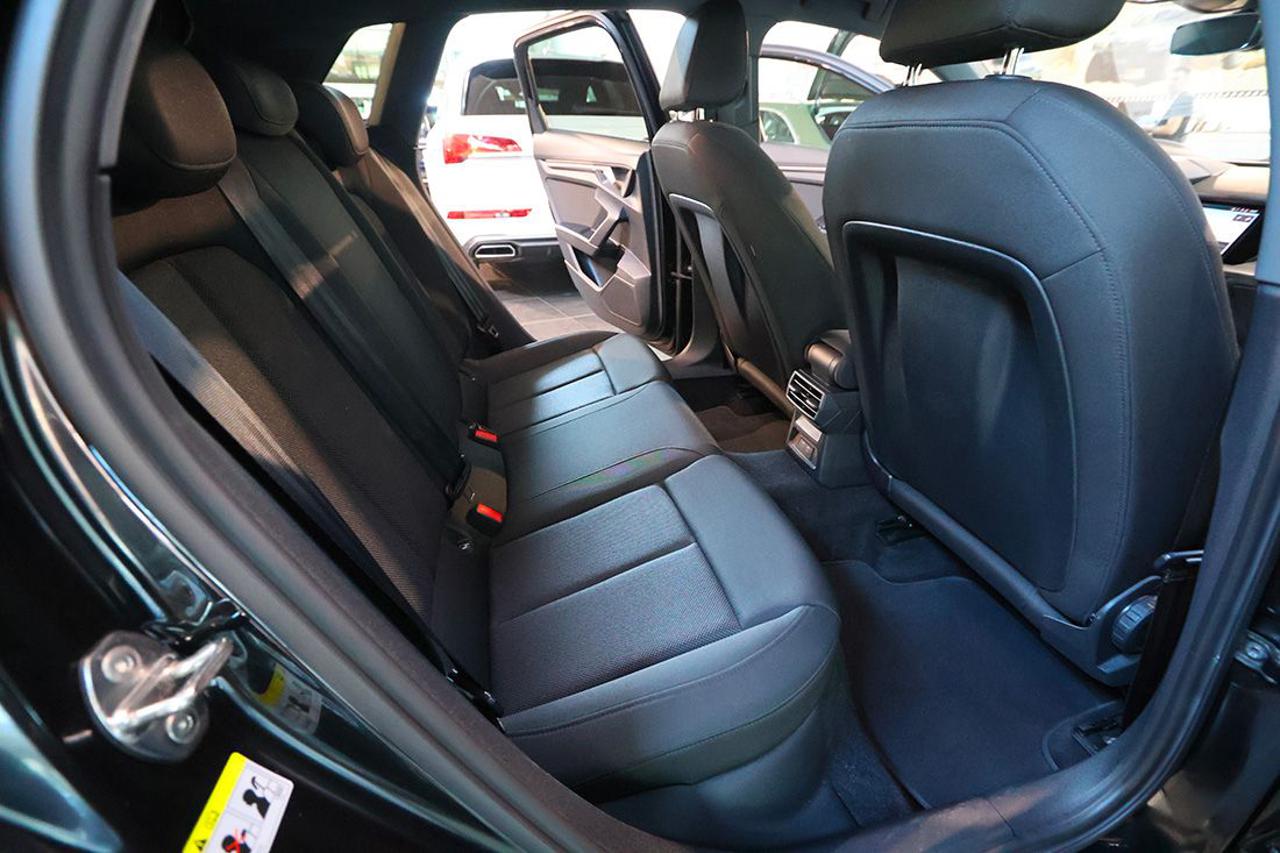 AUDI A3 30 TDI Sportback S-Tronic Business Advanced - 18