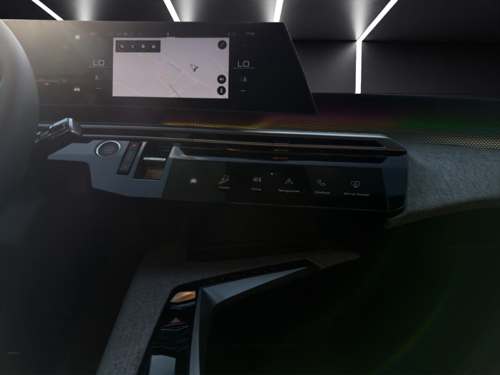 PEUGEOT 3008 Hybrid 145 e-DCS6 GT - 16