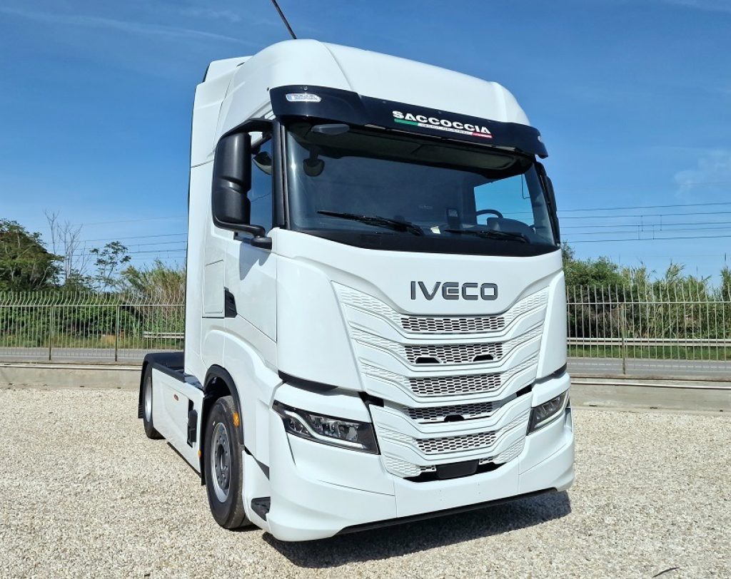 IVECO S-WAY 580 T/FP EU6 NUOVO INTARDER FULL OPTIONAL - 23