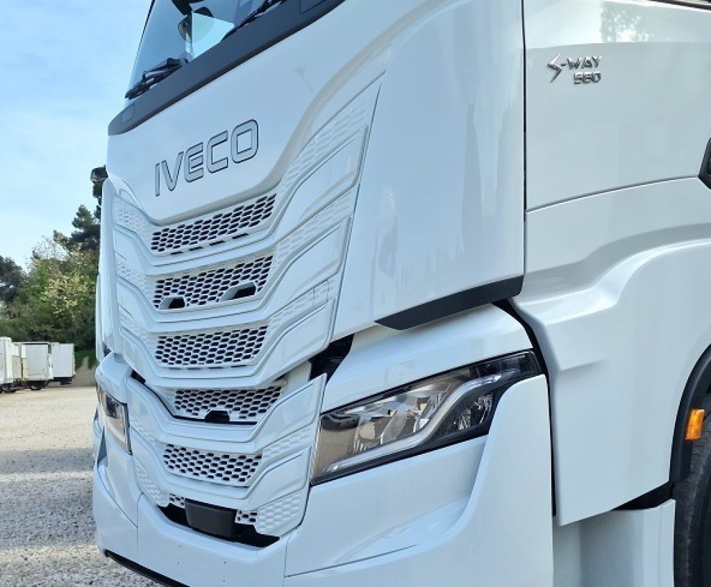 IVECO S-WAY 580 T/FP EU6 NUOVO INTARDER FULL OPTIONAL - 25