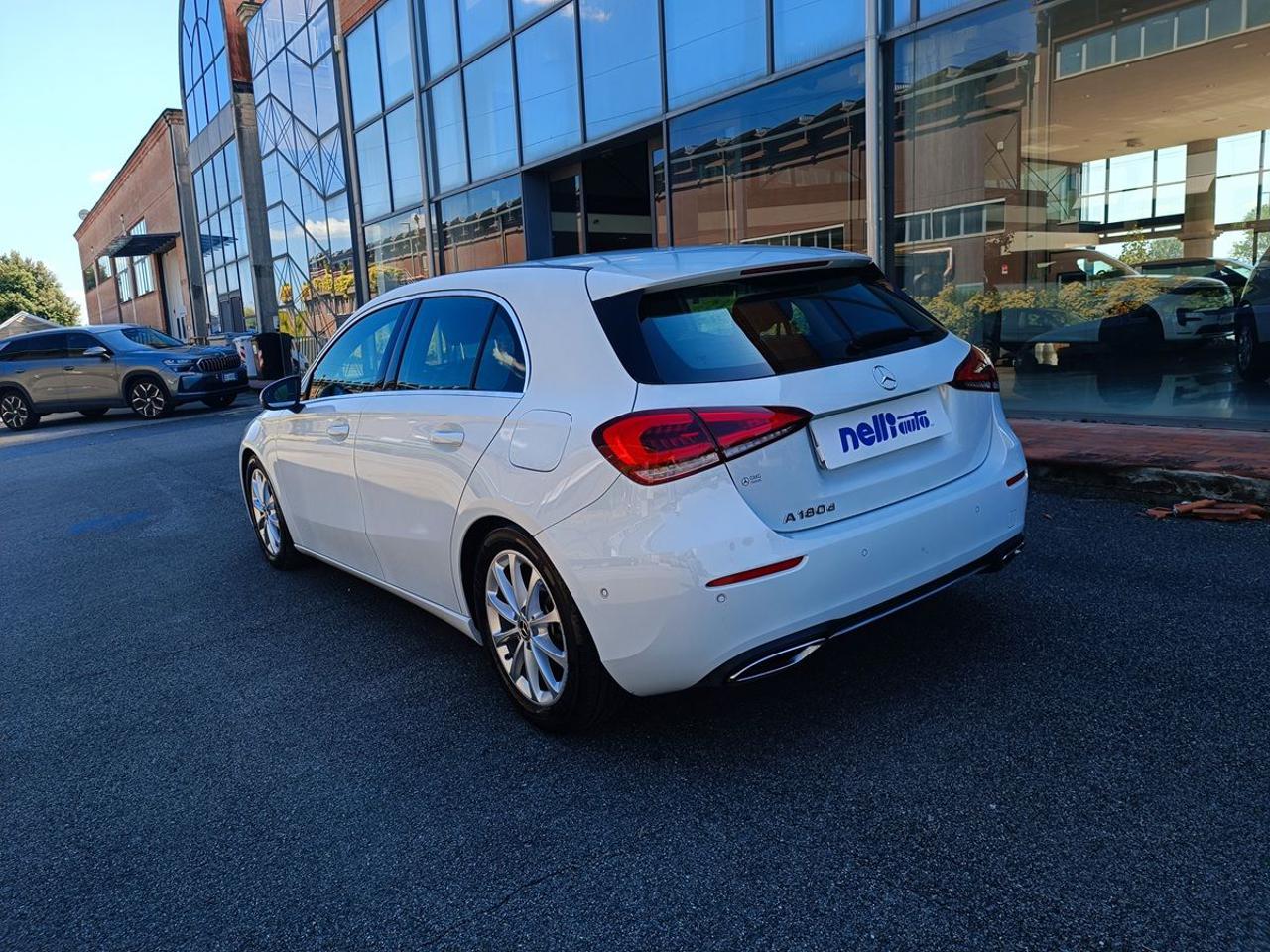 MERCEDES-BENZ A 180 d Automatic Sport - 8