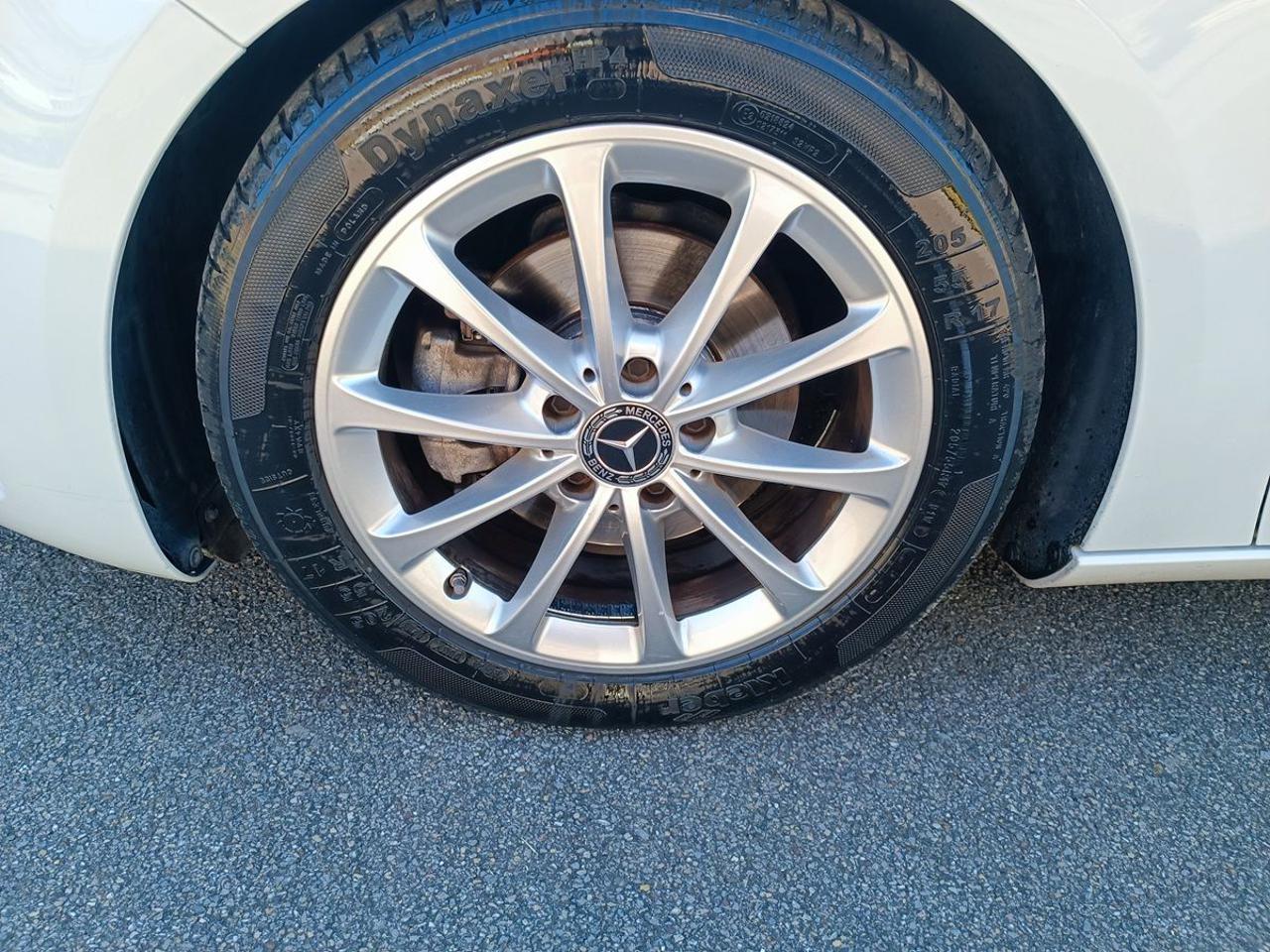 MERCEDES-BENZ A 180 d Automatic Sport - 6