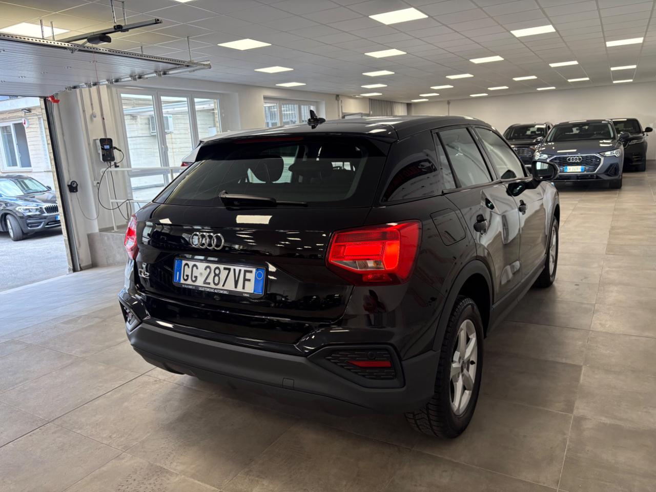 AUDI Q2 30 TDI S tronic Business FARI LED - 6