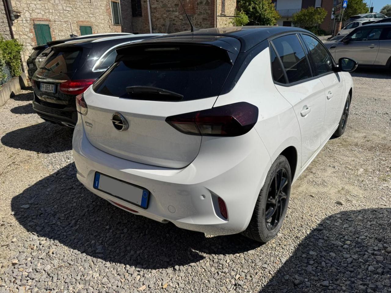 OPEL Corsa 1.2 Blitz Edition AUTOCARRO N1 - 4