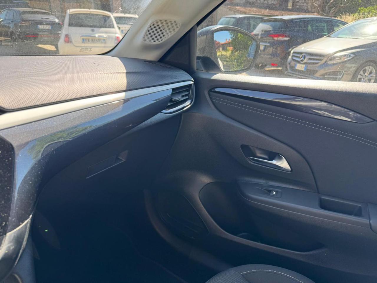 OPEL Corsa 1.2 Blitz Edition AUTOCARRO N1 - 11