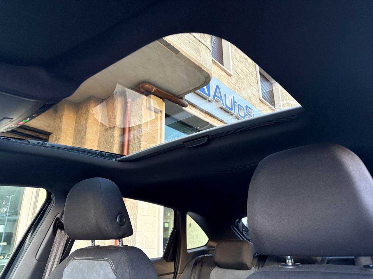 VOLKSWAGEN Taigo 1.0 TSI 115 CV R-Line TETTO APR/PAN - 10