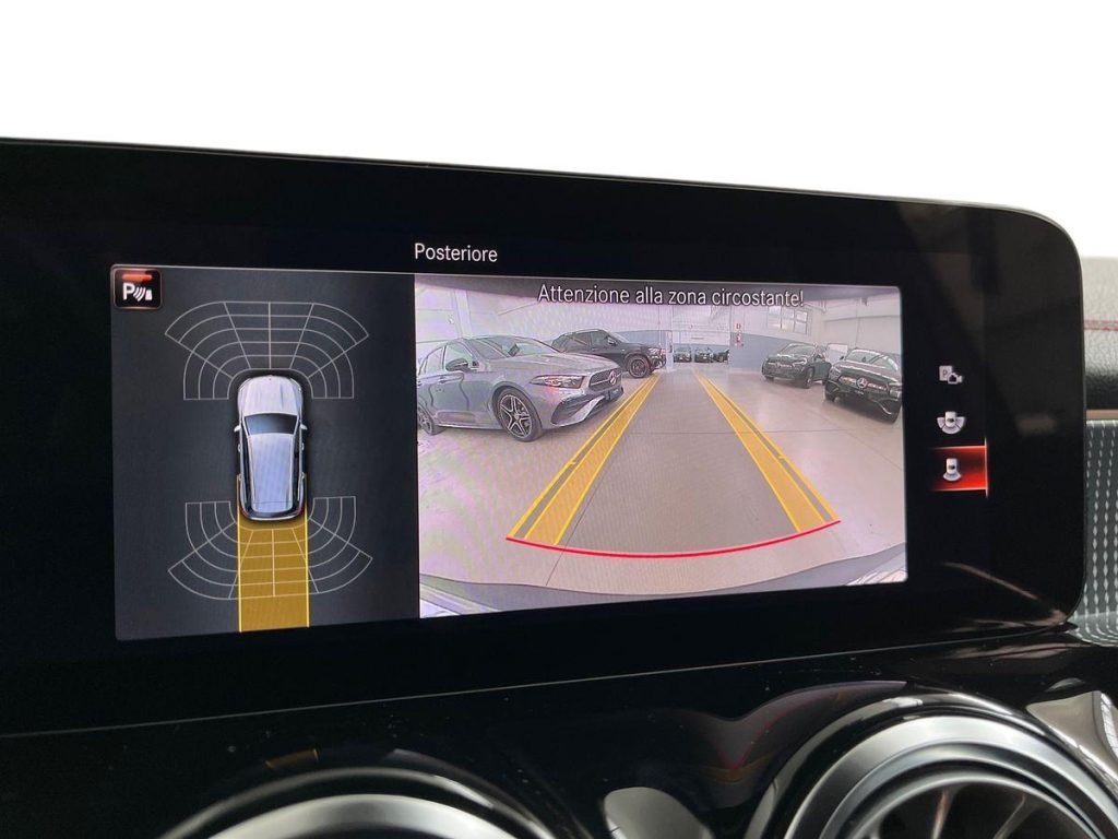 MERCEDES-BENZ EQB 250+ Premium Tech Edition - 12