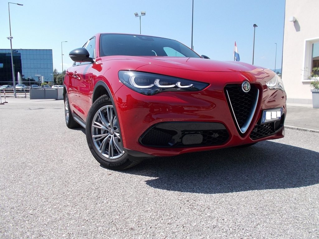 ALFA ROMEO Stelvio 2.2 Turbodiesel 160 CV AT8 RWD Super - 3