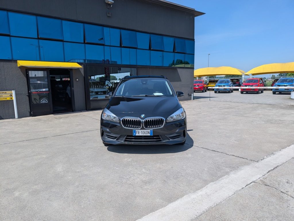 BMW 216 d Gran Tourer Advantage - 2