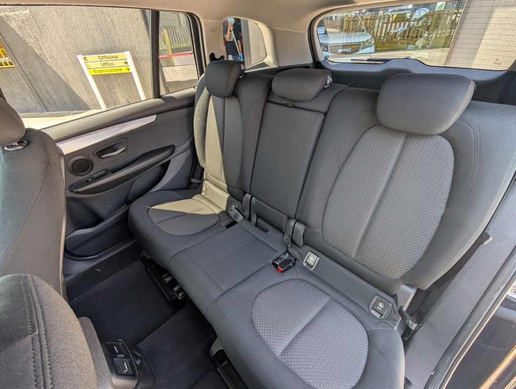 BMW 216 d Gran Tourer Advantage - 21