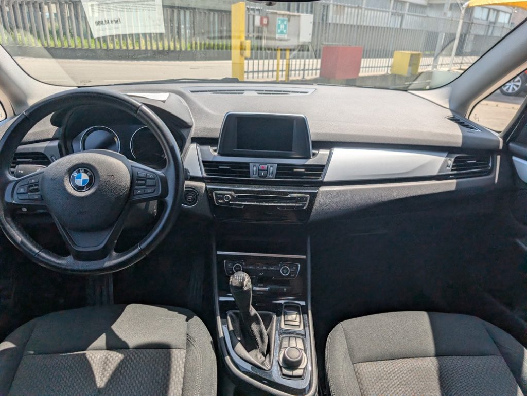 BMW 216 d Gran Tourer Advantage - 25