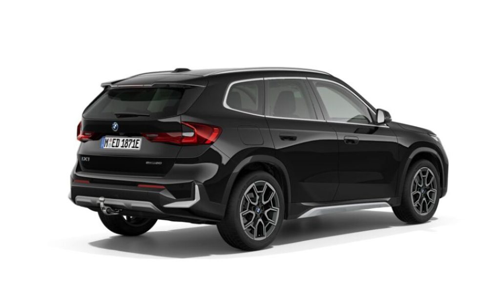 BMW iX1 eDrive 20 X-Line - 2