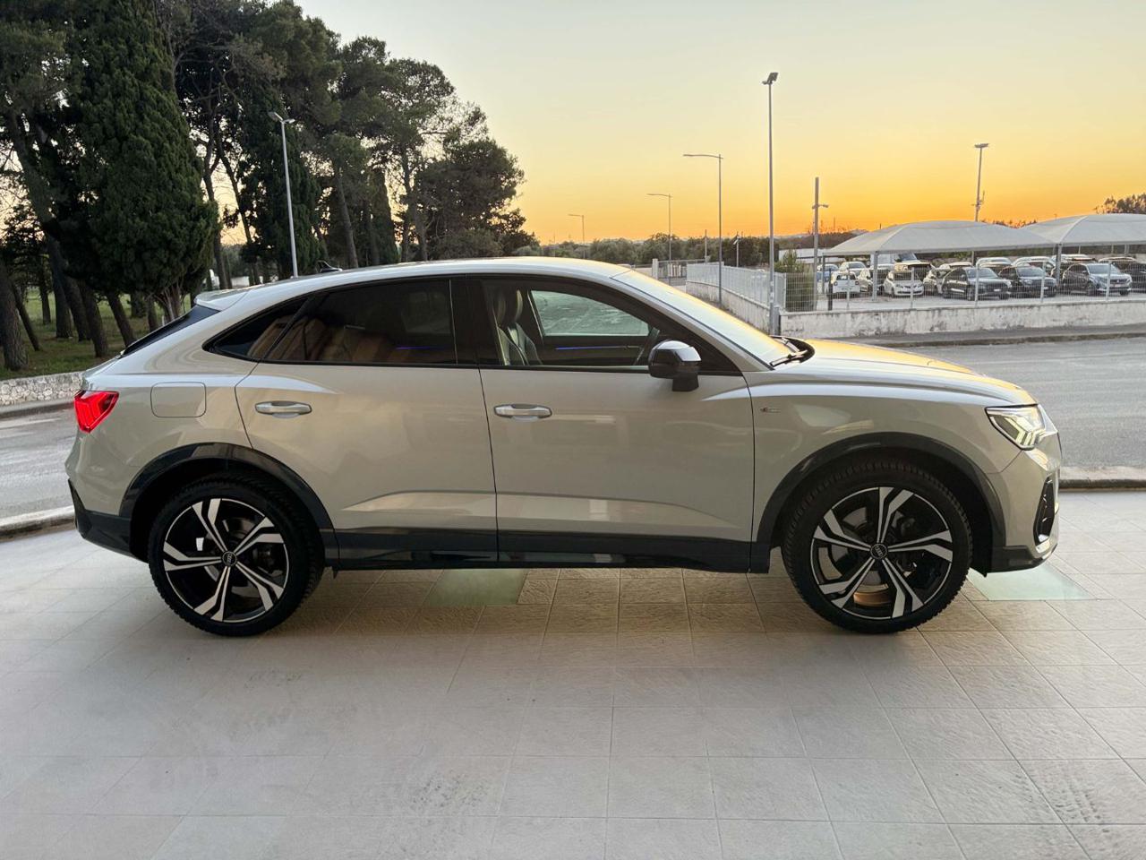 AUDI Q3 SPB Sportback 40 TDI quattro S tronic S line Plus - 4