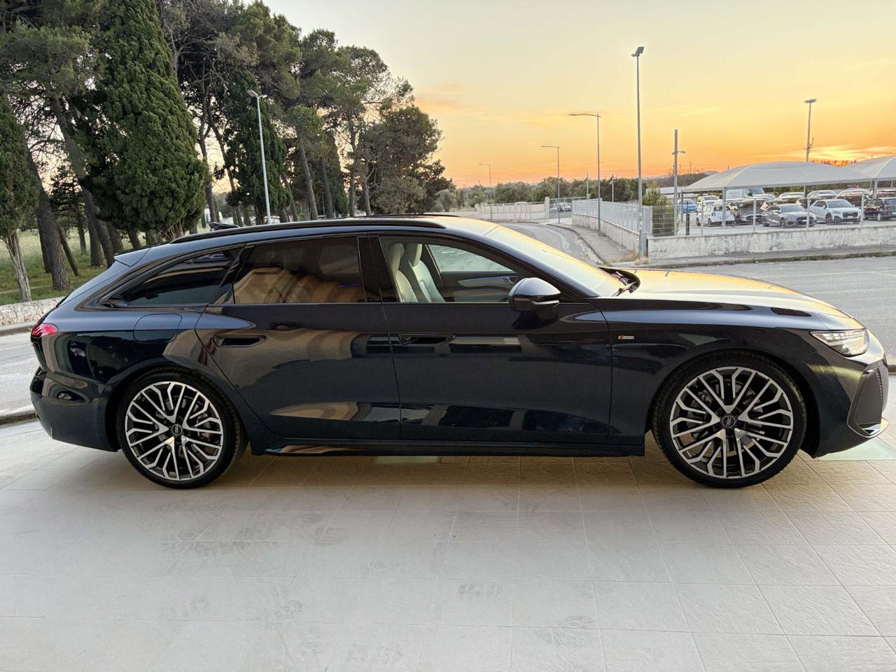 AUDI A6 Avant TDI 150 kW S tronic quattro S line edition TETTO. - 4