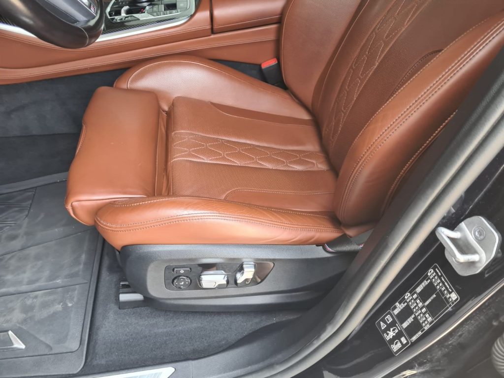 BMW X5 M60i X-DRIVE NETTO EXPORT - 17