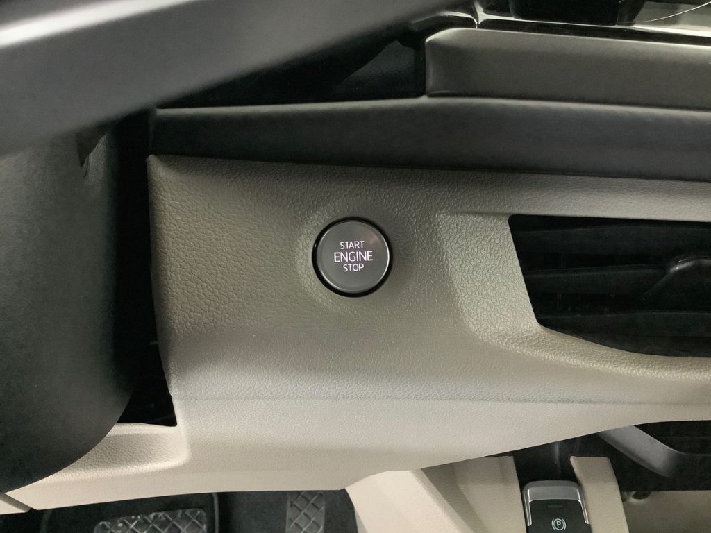 VOLKSWAGEN Multivan 2.0 TDI 150CV DSG Space - 18