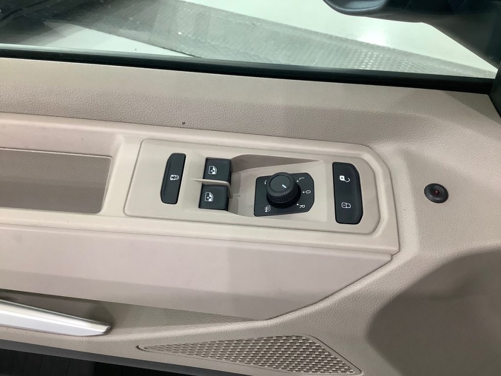VOLKSWAGEN Multivan 2.0 TDI 150CV DSG Space - 22