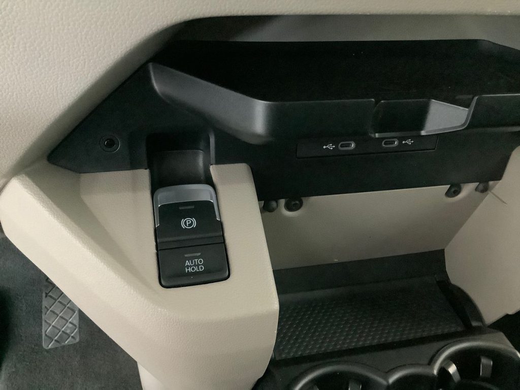 VOLKSWAGEN Multivan 2.0 TDI 150CV DSG Space - 24