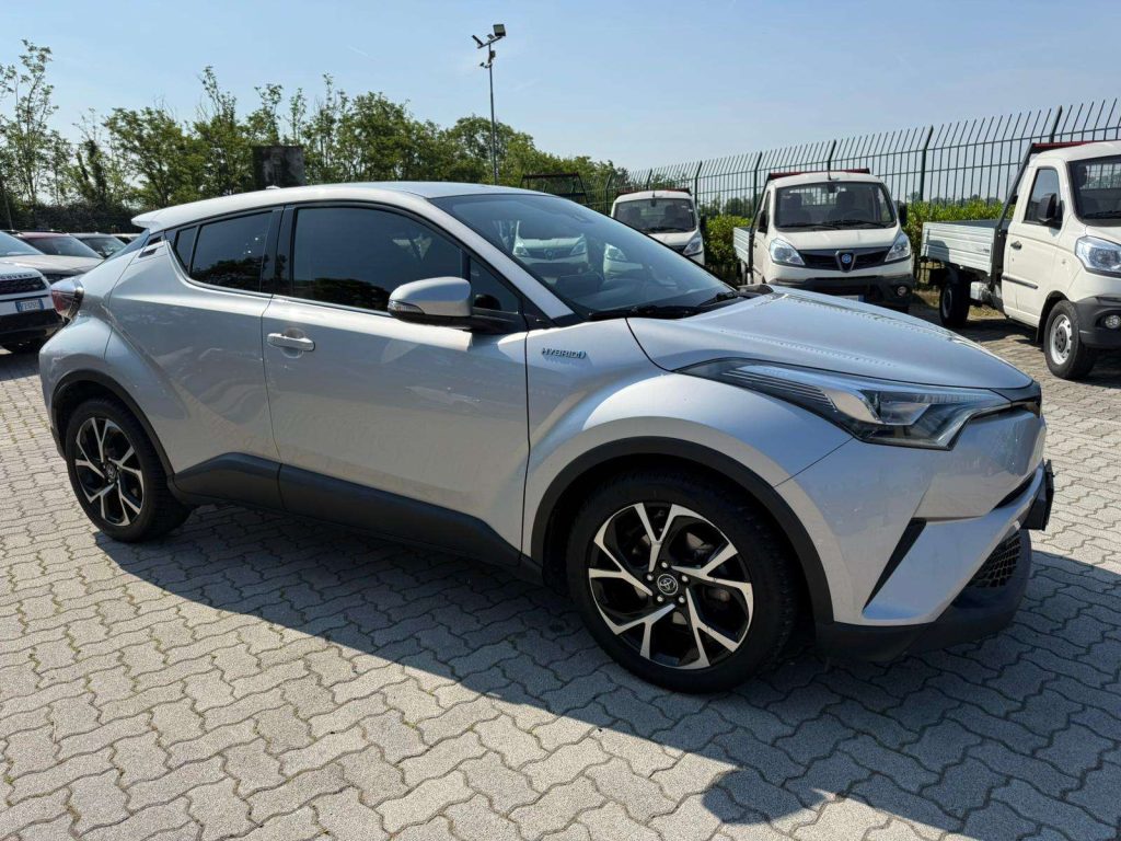TOYOTA C-HR I 1.8h Active 2wd e-cvt Hybrid  ADATTA X NEOPATENT - 4