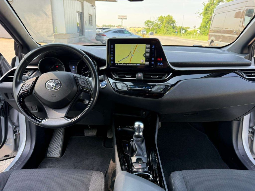 TOYOTA C-HR I 1.8h Active 2wd e-cvt Hybrid  ADATTA X NEOPATENT - 8