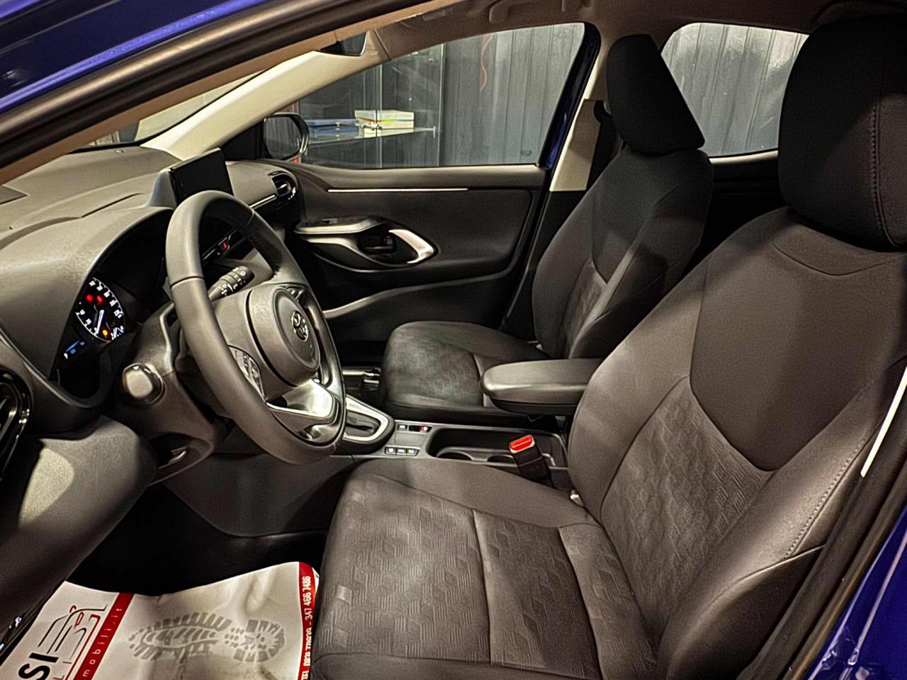 TOYOTA Yaris 1.5 Hybrid 5 porte My26 - 8