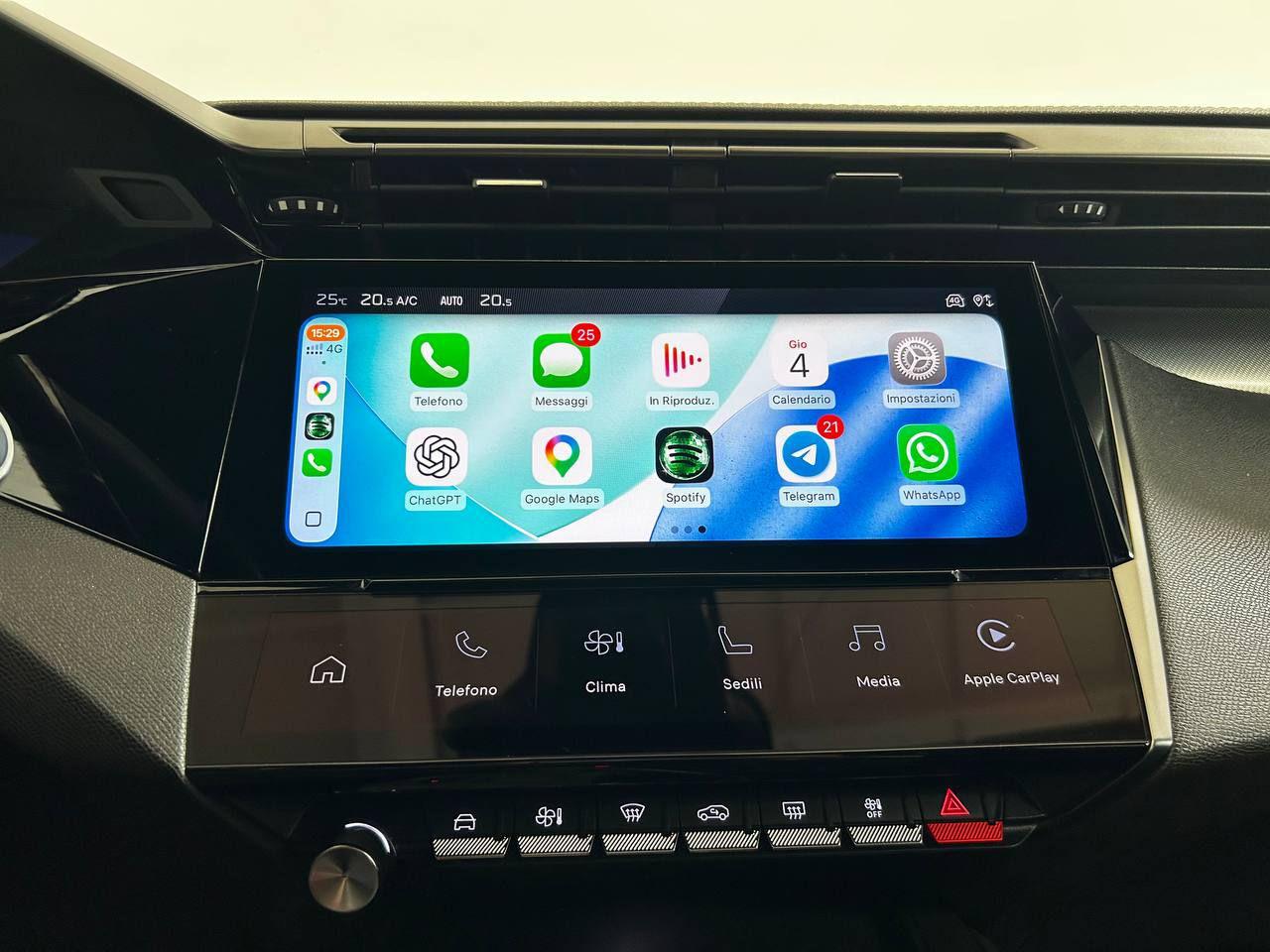 PEUGEOT 308 Plug-in Hybrid 225 e-EAT8 SW GT - 22