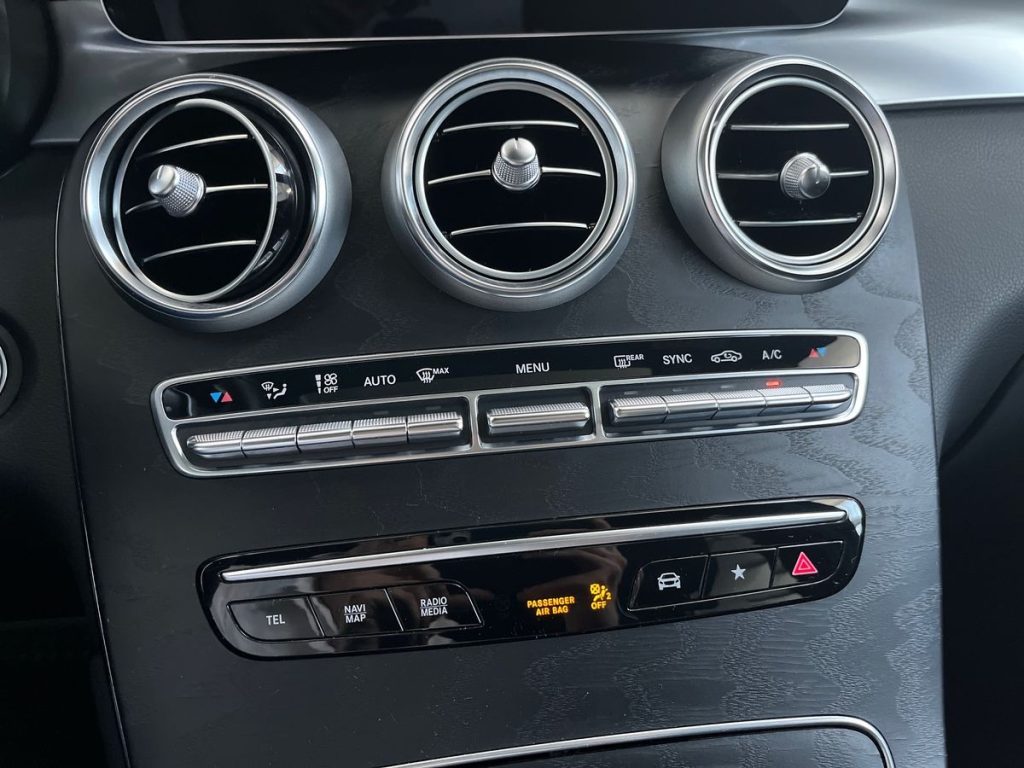 MERCEDES-BENZ GLC 220 d 4Matic Premium - 13