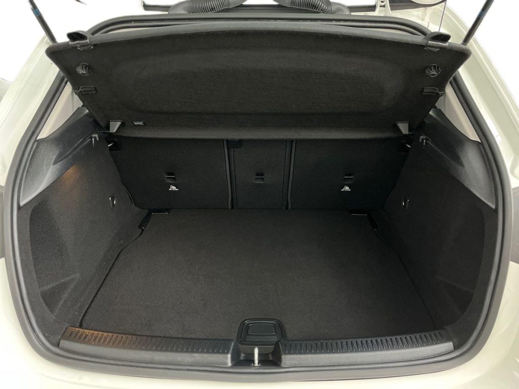 MERCEDES-BENZ A 180 d Automatic Advanced - 8
