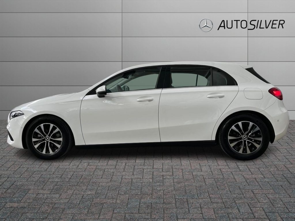 MERCEDES-BENZ A 180 d Automatic Advanced - 6