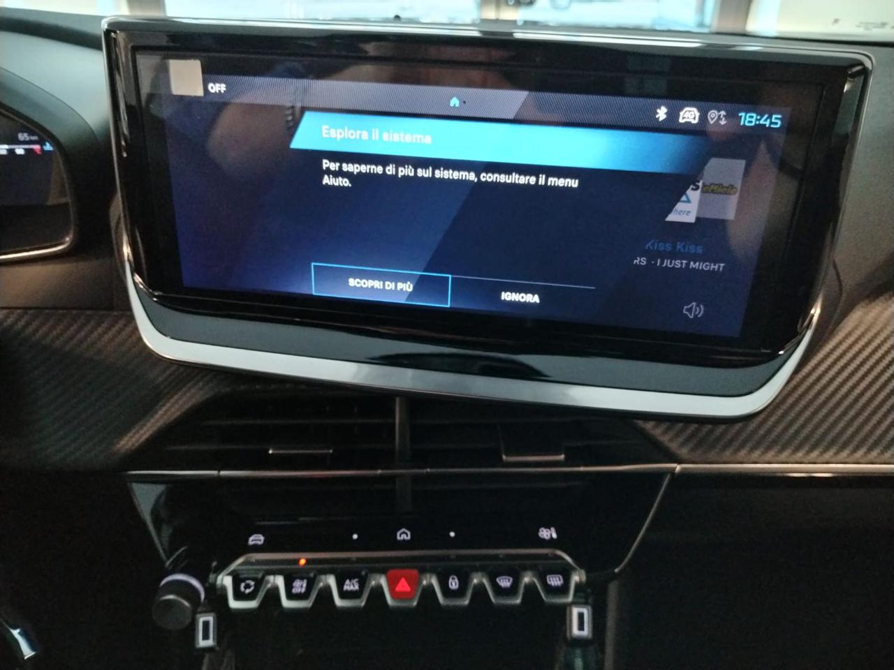 PEUGEOT 2008 PureTech 100 S&S Allure - 24