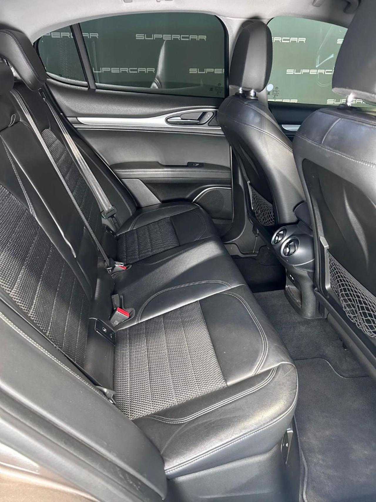 ALFA ROMEO Stelvio 2.2 Turbodiesel 180 CV AT8 Executive - 12