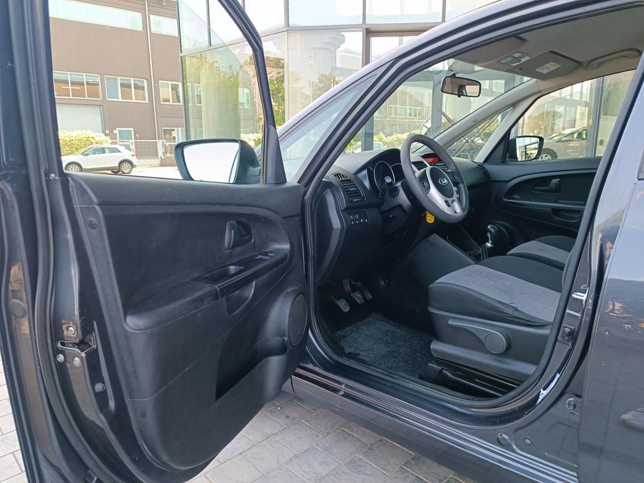 KIA Venga 1.4 CVVT Active - 5