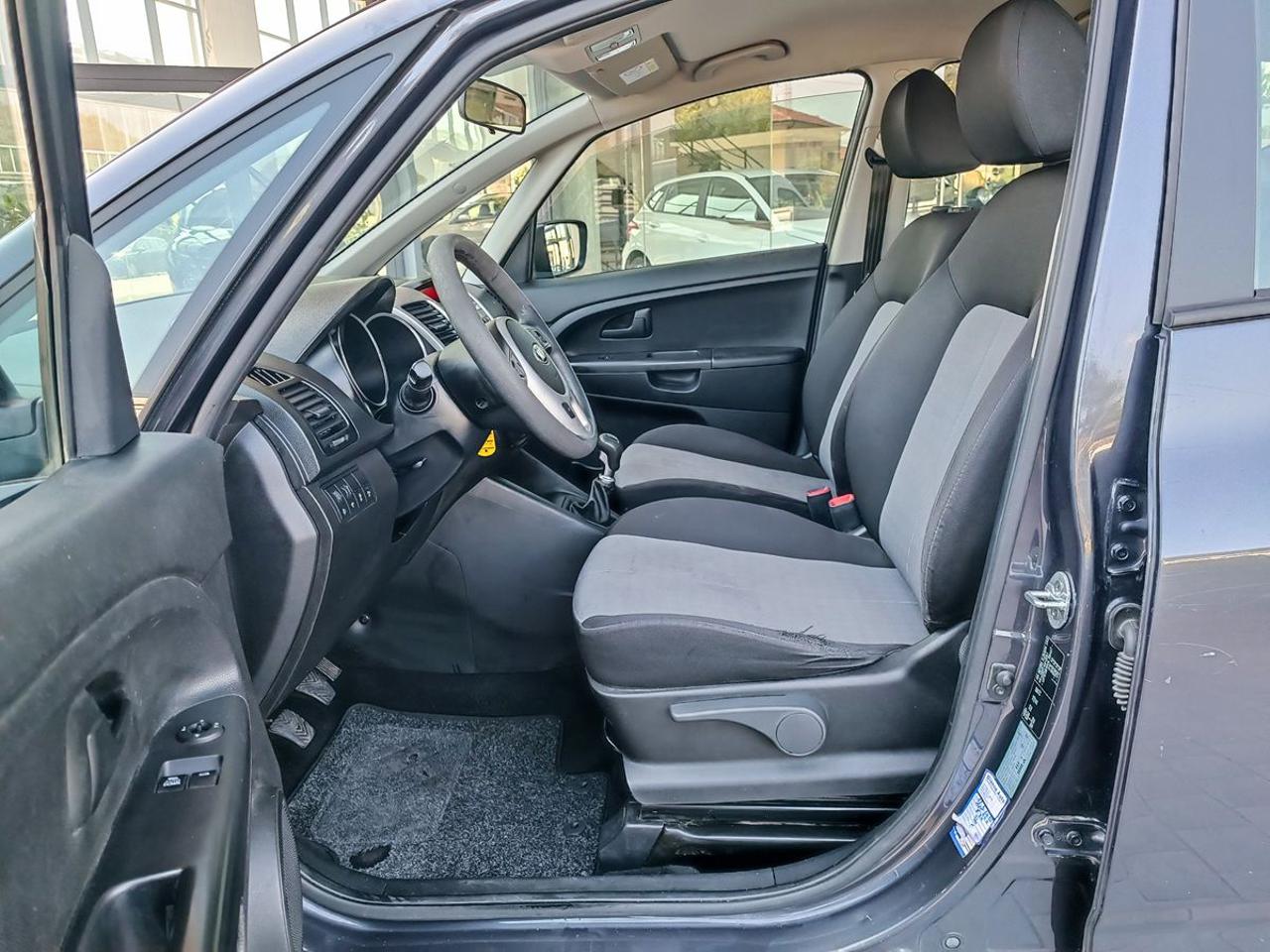 KIA Venga 1.4 CVVT Active - 4