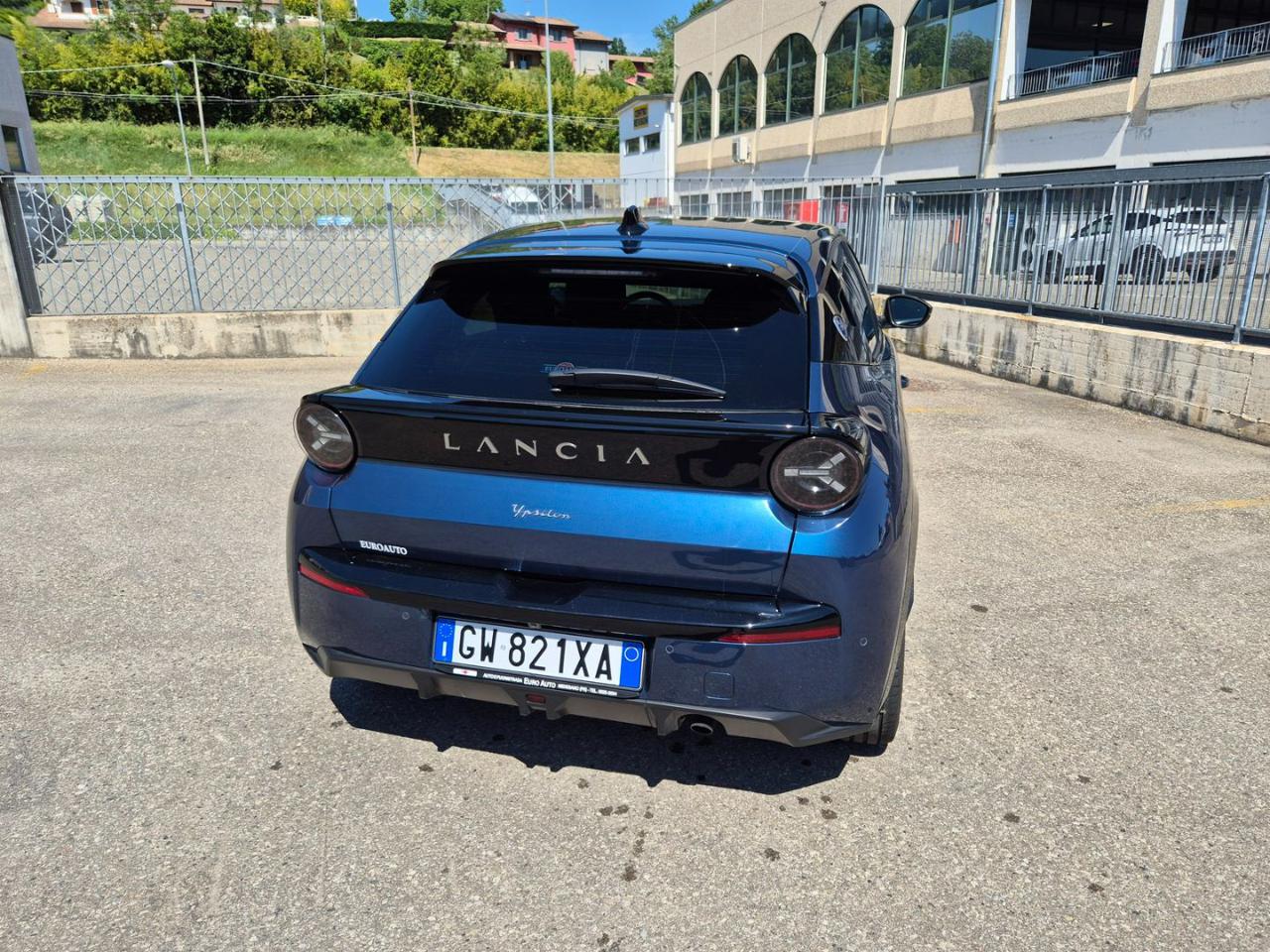 LANCIA Ypsilon Hybrid e-DCT Edizione Cassina - 7