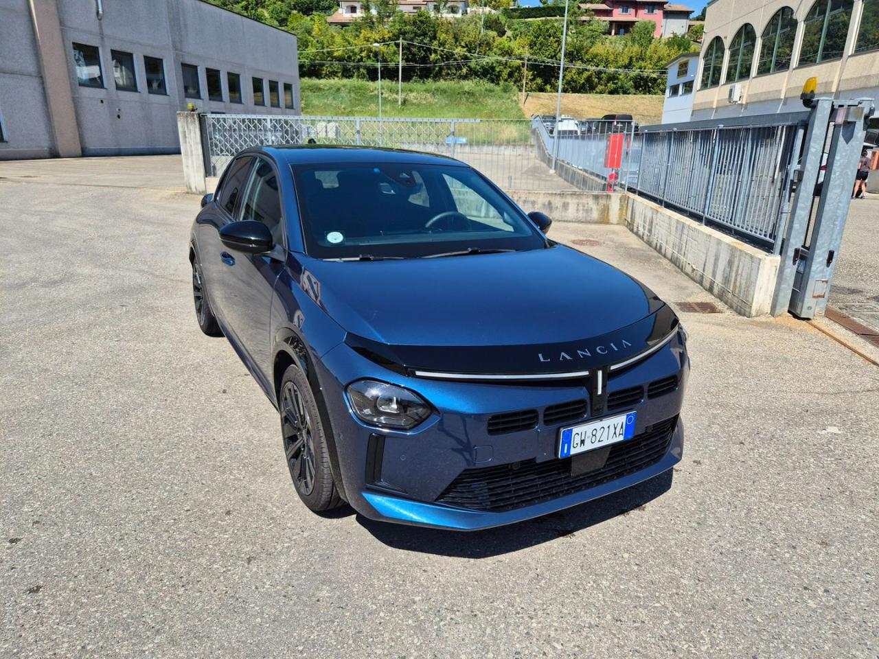 LANCIA Ypsilon Hybrid e-DCT Edizione Cassina - 4