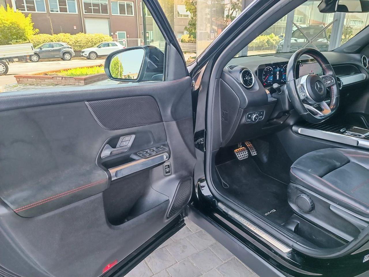 MERCEDES-BENZ GLB 200 d Automatic Sport Plus - 17