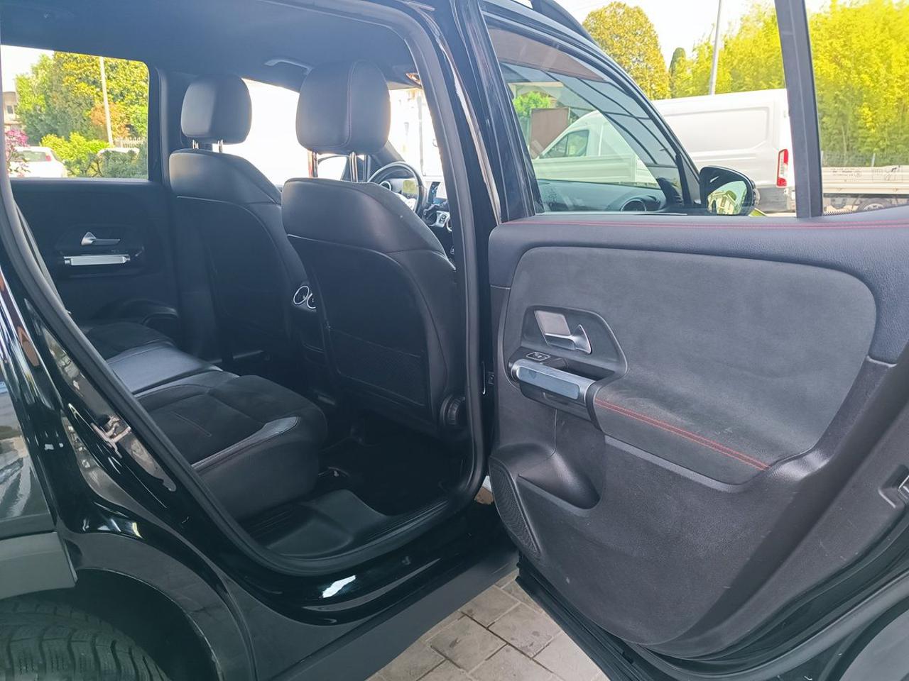 MERCEDES-BENZ GLB 200 d Automatic Sport Plus - 22