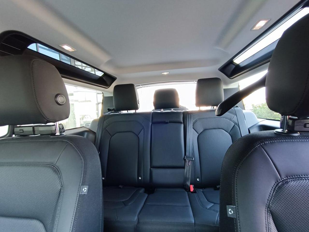 LAND ROVER Defender 90 3.0D I6 200 CV AWD Auto S - 16
